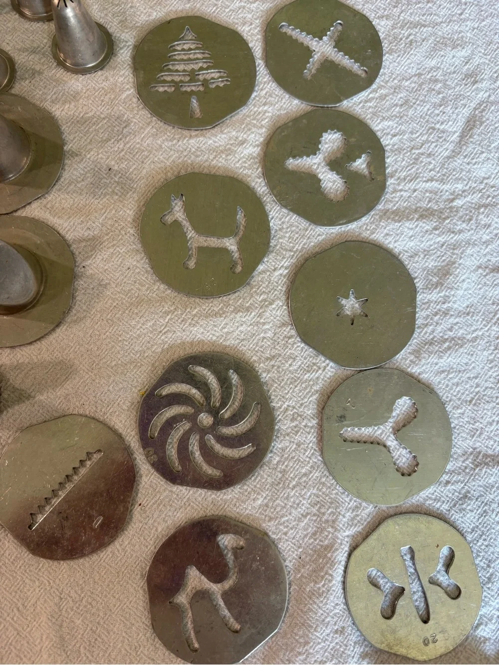 Metal Cookie Press and Decorating Set - Silver and Gold